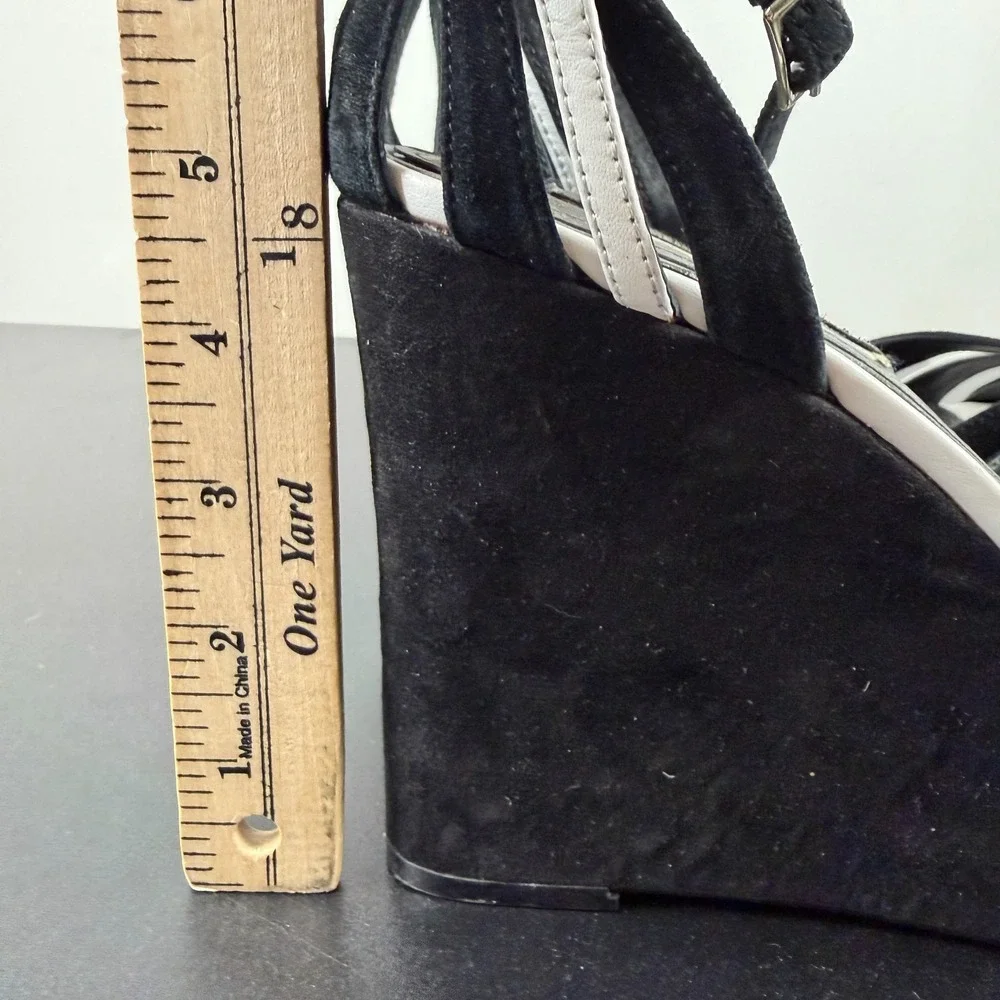 White House Black Market Platform Heels Womens 8M Black Suede Peep Toe Career